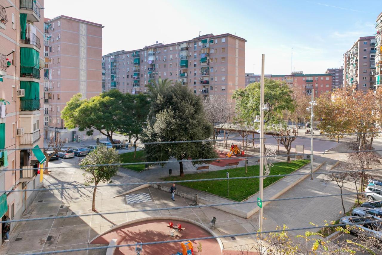 Tendency Apartments Forum 4 Sant Adrià de Besòs Exterior foto